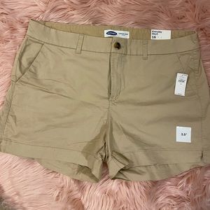 NWT Everyday Short Midrise 16